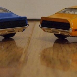 Yellow & Blue '71 Maverick Grabber