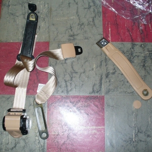 Replacement 3 Point Retrackalbe Seat Belts