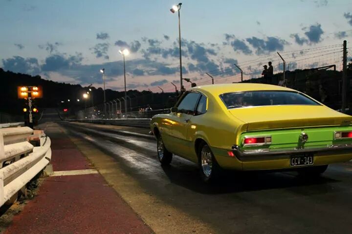 '72 Grabber at the drag strip