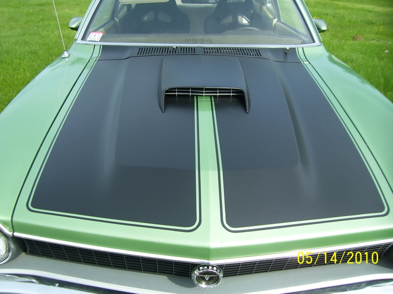 Hood Front 051410 800x600