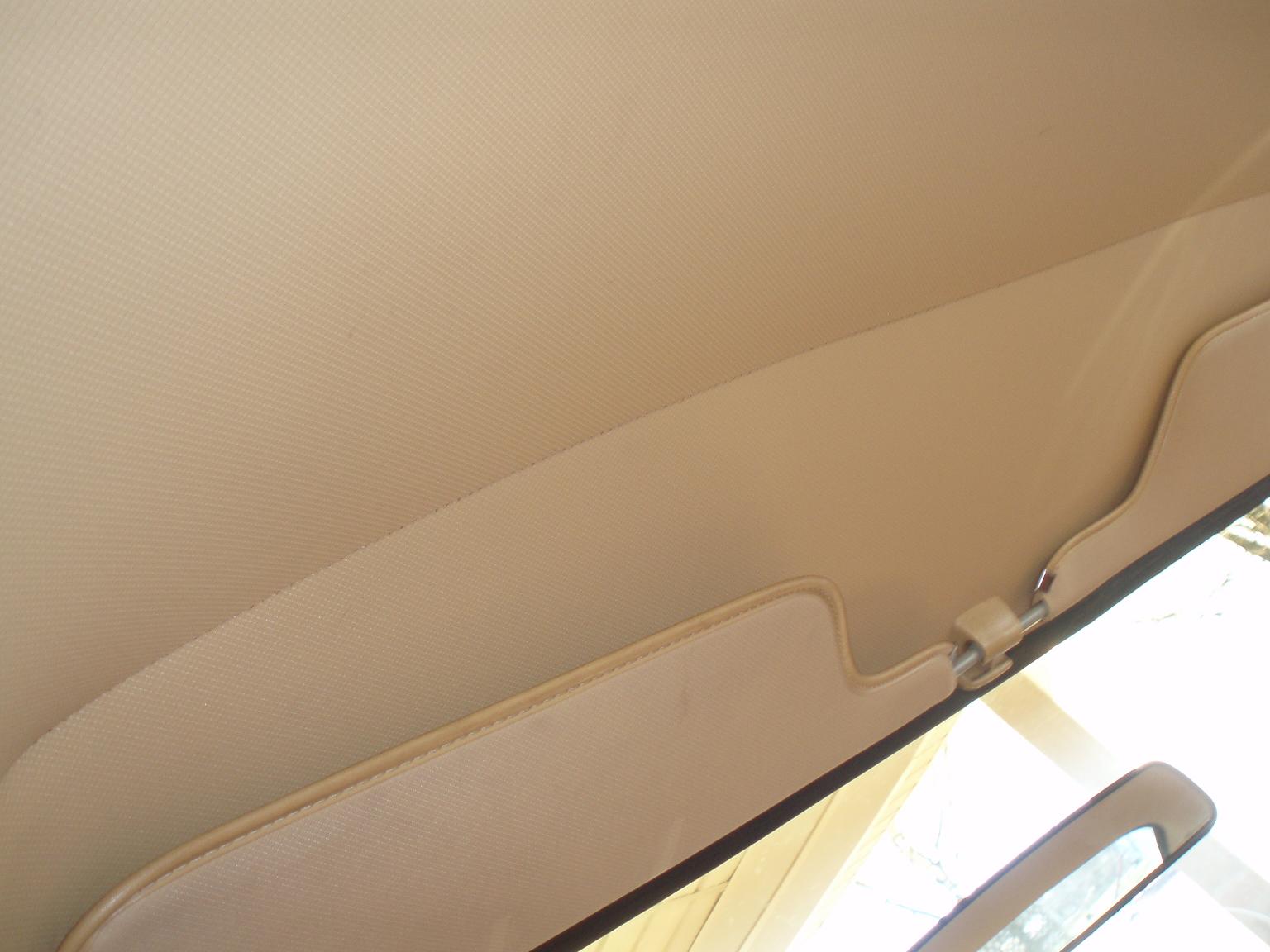 Interior 76 Comet